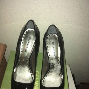 Gianni Binni Black platform heels 8 1/2
